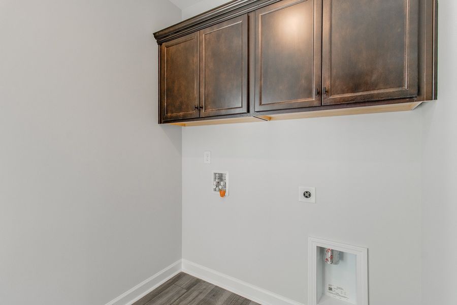 Spacious, unfurnished interior of a new home in Hendrix Farms, Lexington (Image 37).