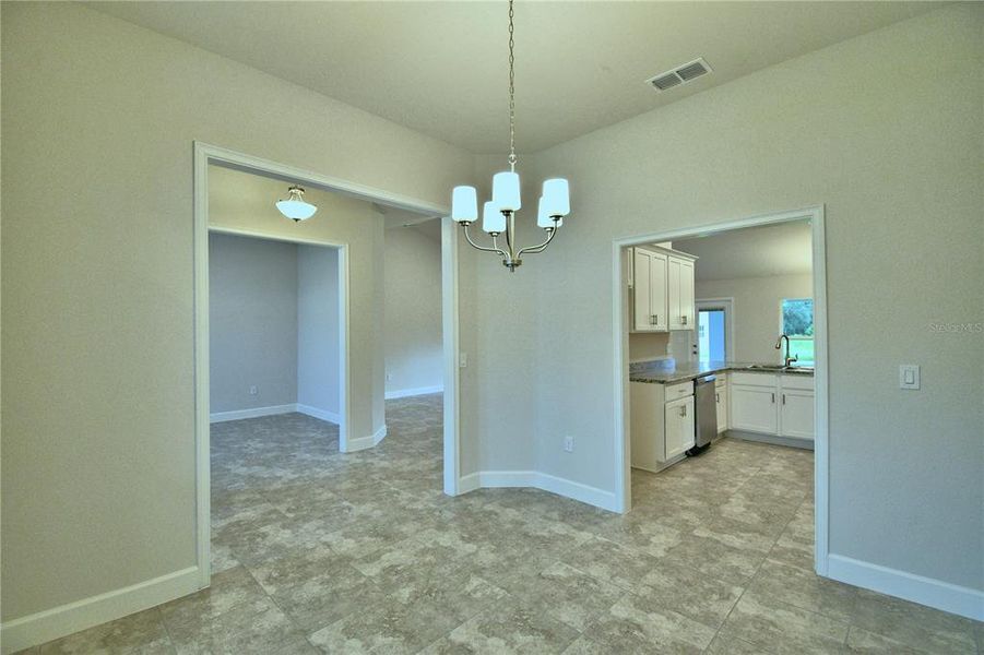 Spacious, unfurnished interior of a new home in , Lake Wales (Image 27).