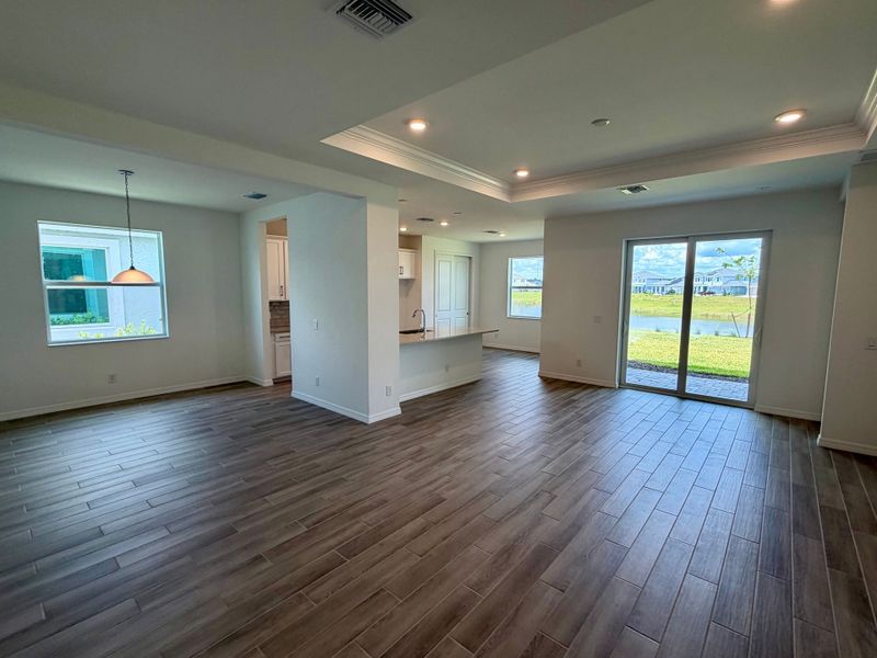 Representative unfurnished interior of a home built from the Juno by William Ryan Homes in The Sanctuary – Resort Collection, Punta Gorda (Image 17).