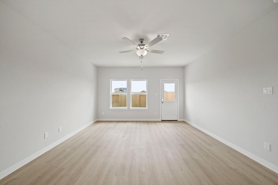 Spacious, unfurnished interior of a new home in Riverwood Ranch, Angleton (Image 25). Spacious, unfurnished interior of a new home in Riverwood Ranch, Angleton (Image 25).