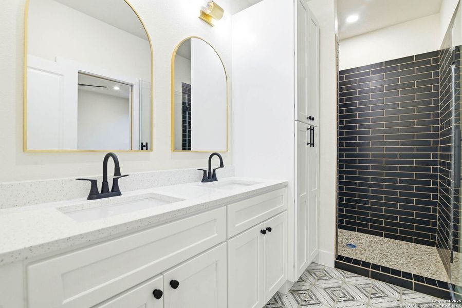 Furnished interior view inside a new home in , San Antonio (Image 11).