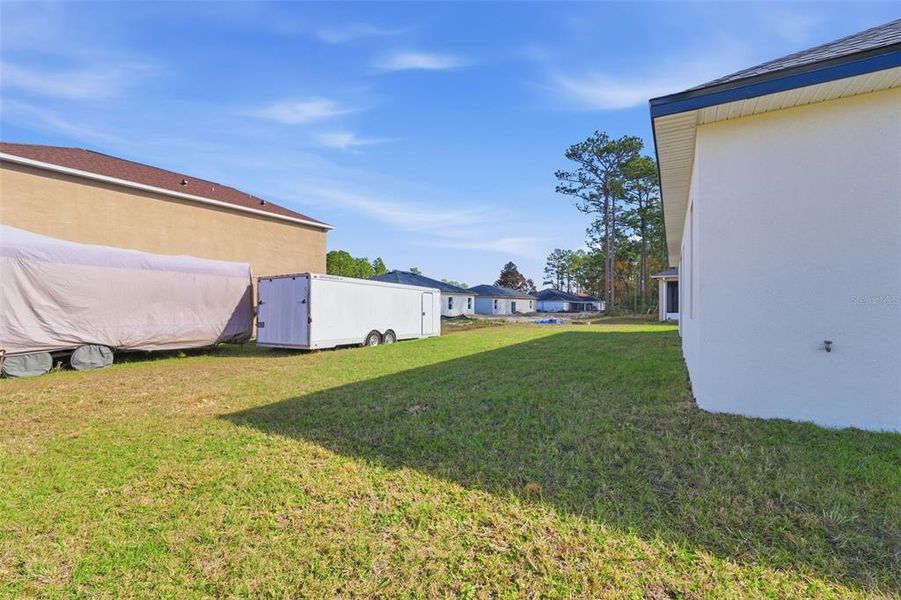 Exterior details and patio area of a home in , Ocala (Image 21).