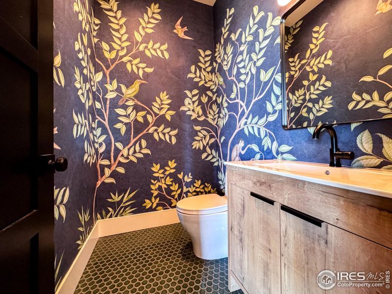 Furnished interior view inside a new home in , Longmont (Image 22).