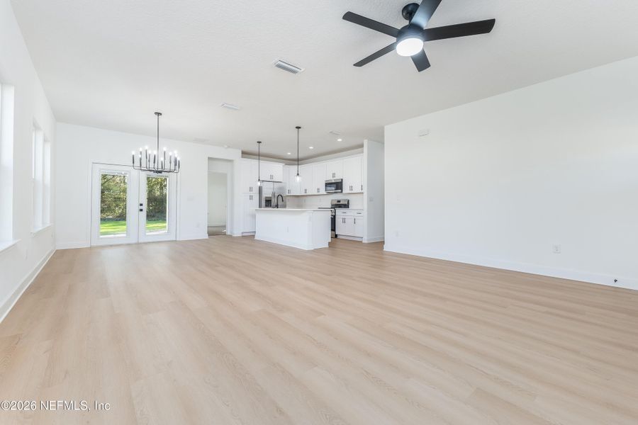 Spacious, unfurnished interior of a new home in , Keystone Heights (Image 8).