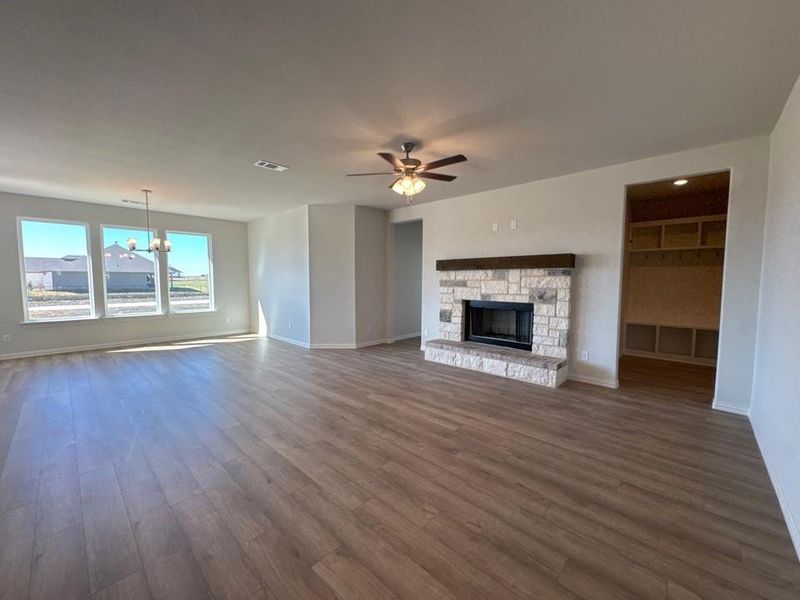 Spacious, unfurnished interior of a new home in Fairview Meadows, New Fairview (Image 13).