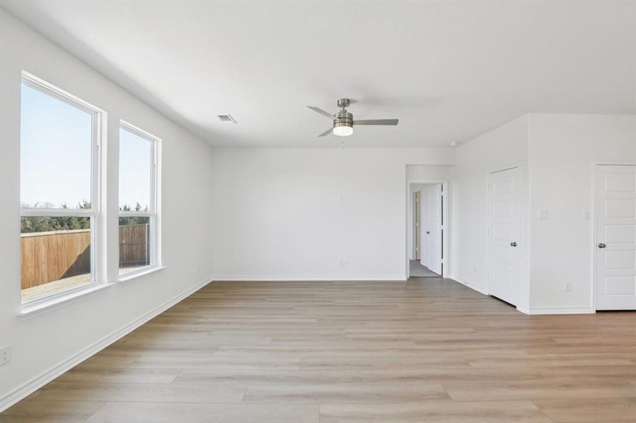 Spacious, unfurnished interior of a new home in Princeton Estates, Princeton (Image 20).