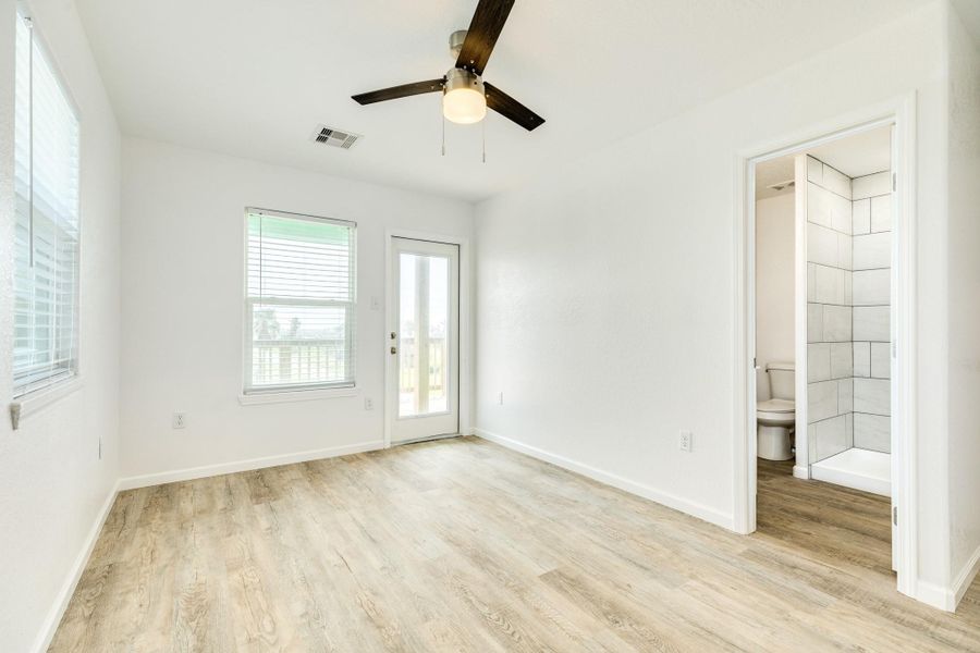 Each bedroom has a private bathroom and access to the upper deck