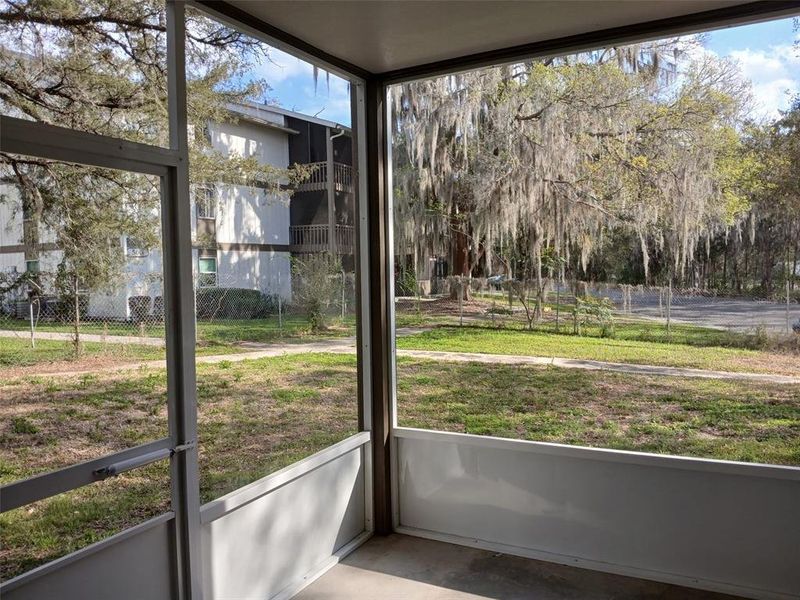 Exterior details and patio area of a home in , Gainesville (Image 4).