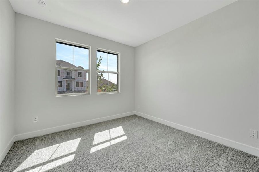 Spacious, unfurnished interior of a new home in Elevon, Lavon (Image 27).