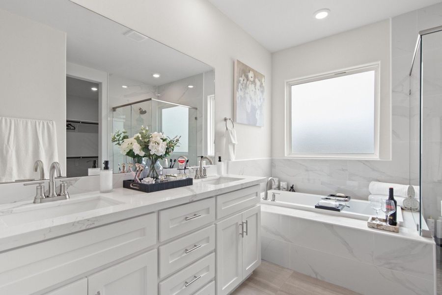 Furnished interior view inside a new home in Taylor Creek Village, Mcallen (Image 21).