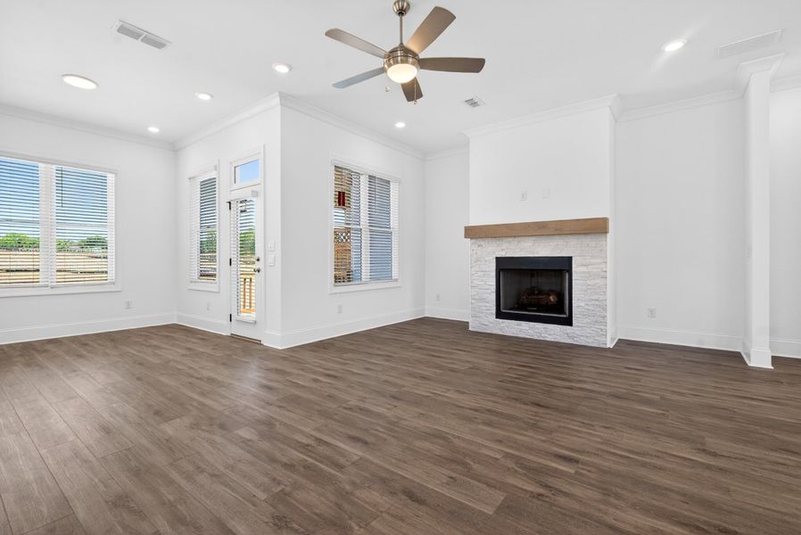 Representative unfurnished interior of a home built from the The Grayson III by The Providence Group in Waterhaven, Cumming (Image 29). Representative unfurnished interior of a home built from the The Grayson III by The Providence Group in Waterhaven, Cumming (Image 29).