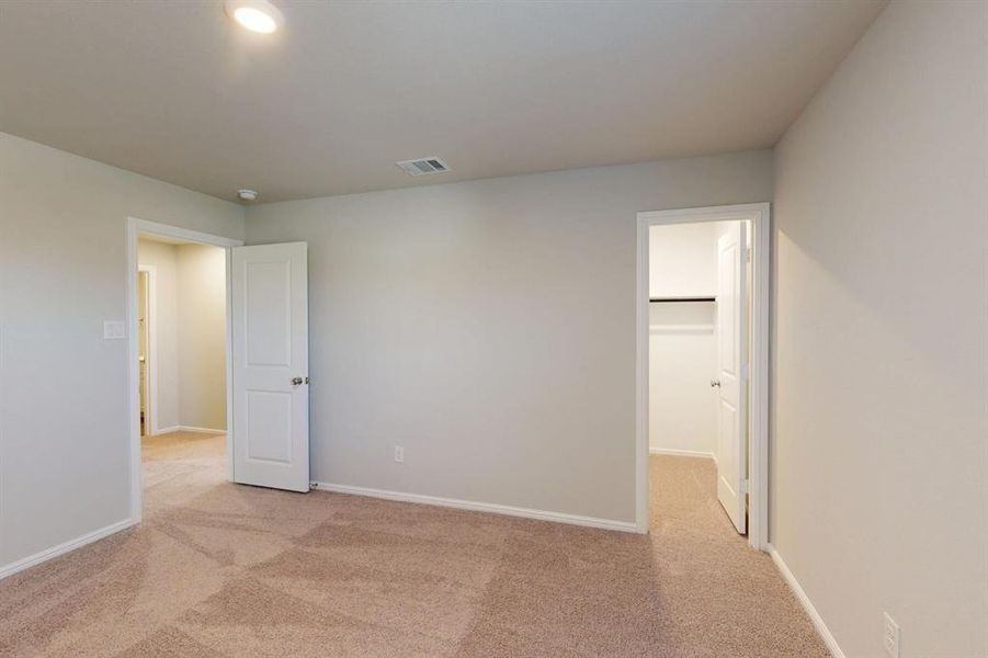 Spacious, unfurnished interior of a new home in Forest Park, Princeton (Image 27). Spacious, unfurnished interior of a new home in Forest Park, Princeton (Image 27).