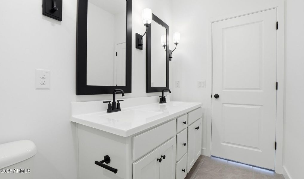 MR Lot #4 Primary Bath (3) (Large)