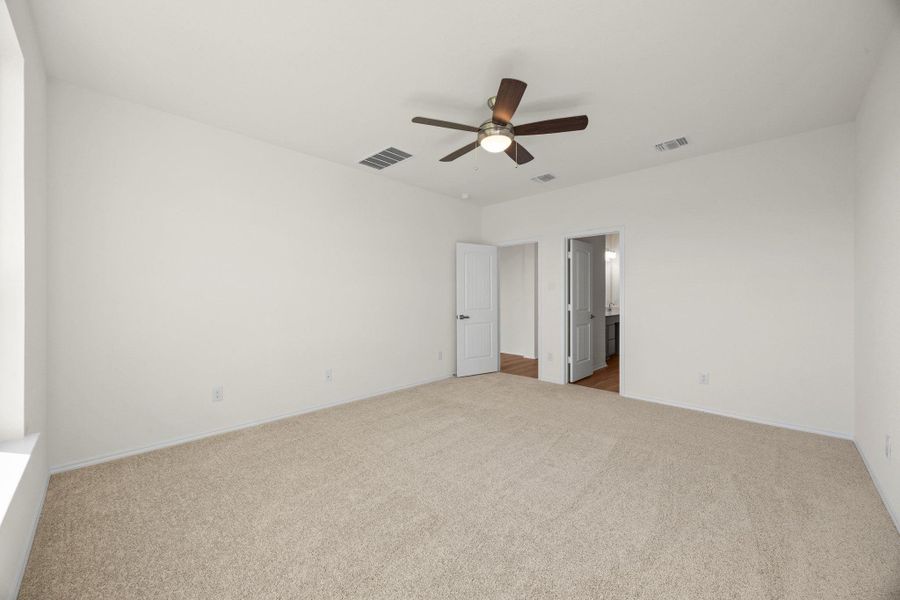 Spacious, unfurnished interior of a new home in Salerno - Classic Collection, Round Rock (Image 21).