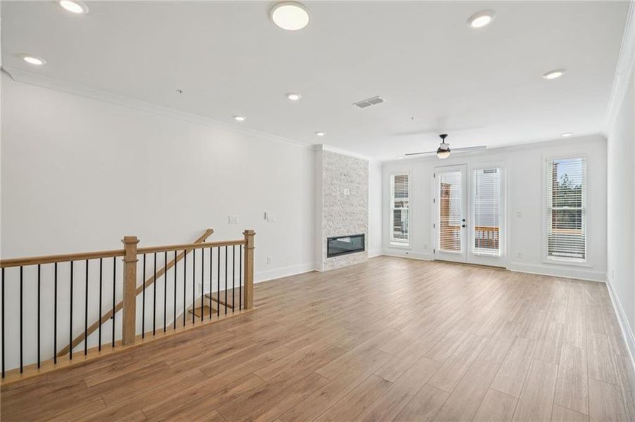 Spacious, unfurnished interior of a new home in IveyBrooke, Alpharetta (Image 23).