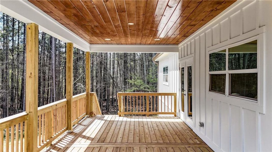 Exterior details and patio area of a home in , Rockmart (Image 26).