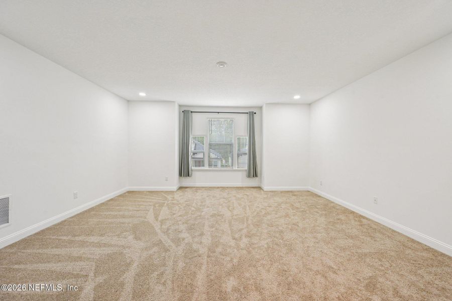 Spacious, unfurnished interior of a new home in , St. Augustine (Image 23).