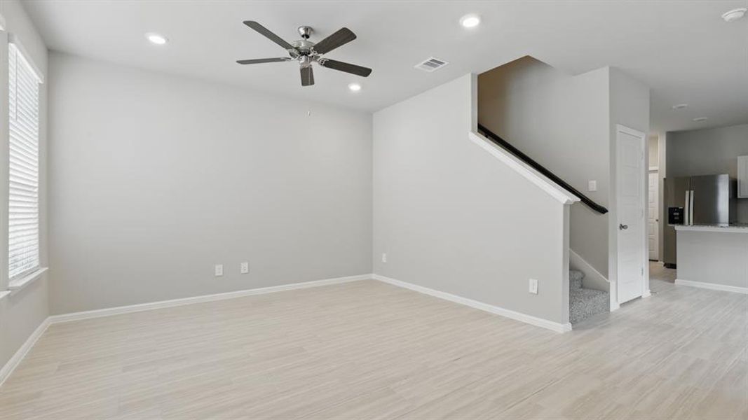 Spacious, unfurnished interior of a new home in Orchard Village, Fort Worth (Image 24). Spacious, unfurnished interior of a new home in Orchard Village, Fort Worth (Image 24).