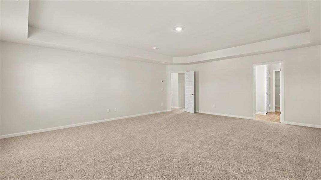 Spacious, unfurnished interior of a new home in Cedar Ridge - Locust Grove Station, Locust Grove (Image 17).