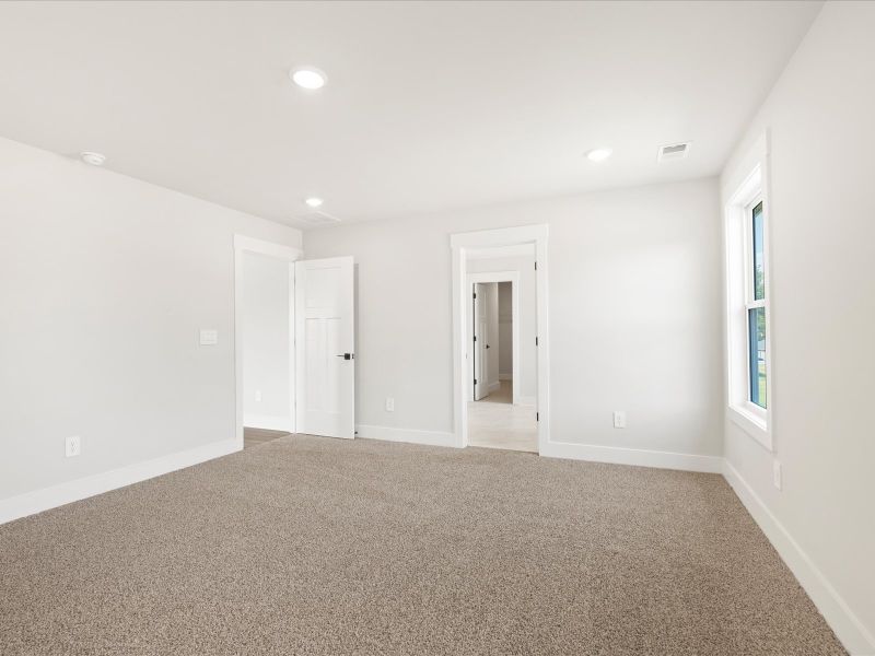 Spacious, unfurnished interior of a new home in Cedar Shoals - Signature Collection, Piedmont (Image 21).