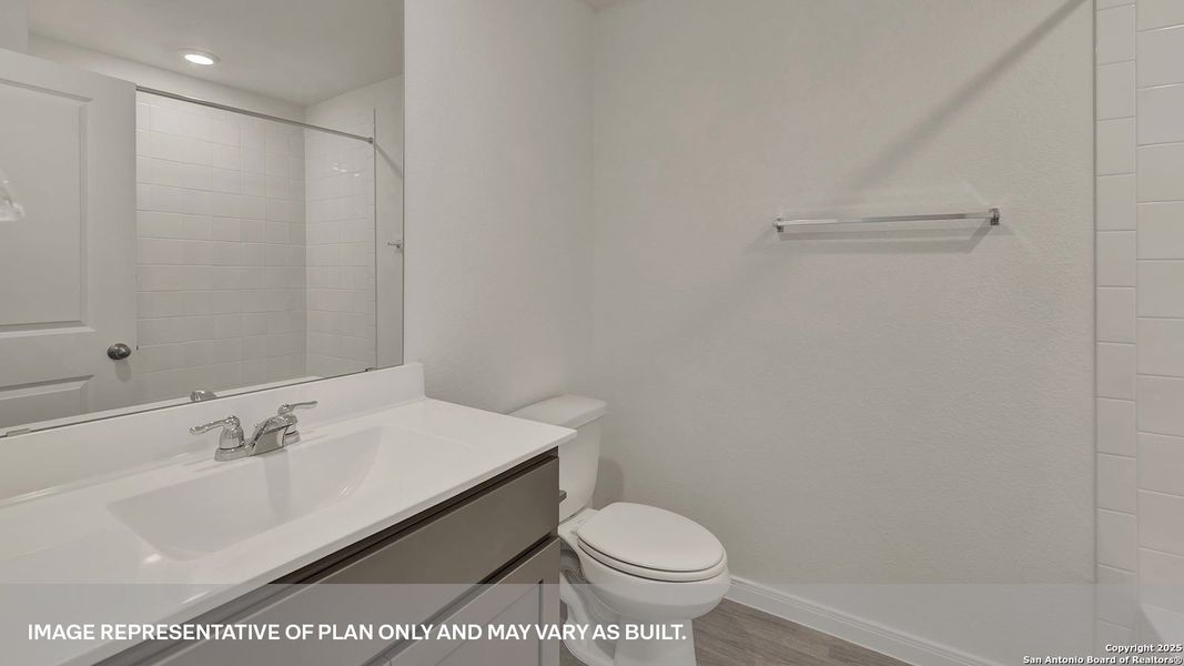 Image 38 of a home in Trace.