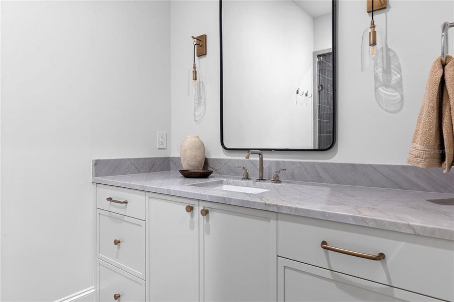 Image 75 of a home in .