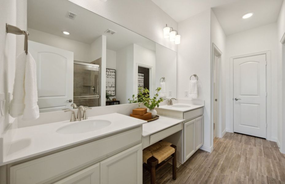 Double vanity in owner's bath