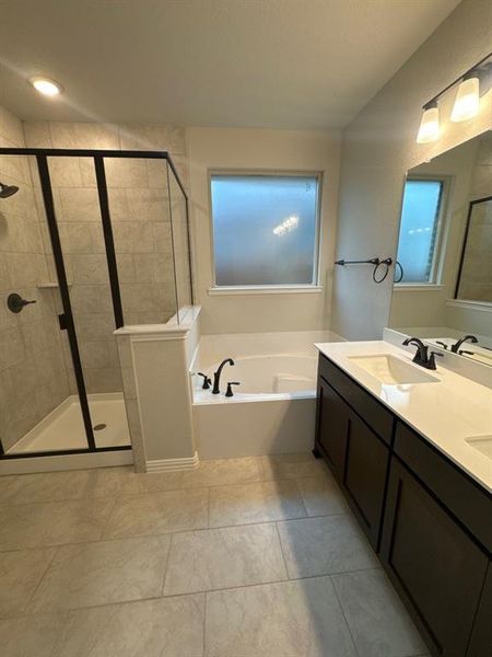 Furnished interior view inside a new home in Cedar Ridge Estates, Anna (Image 7).