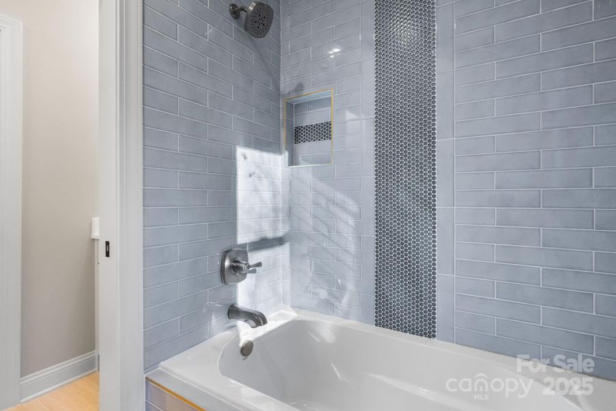 Image 35 of a home in .