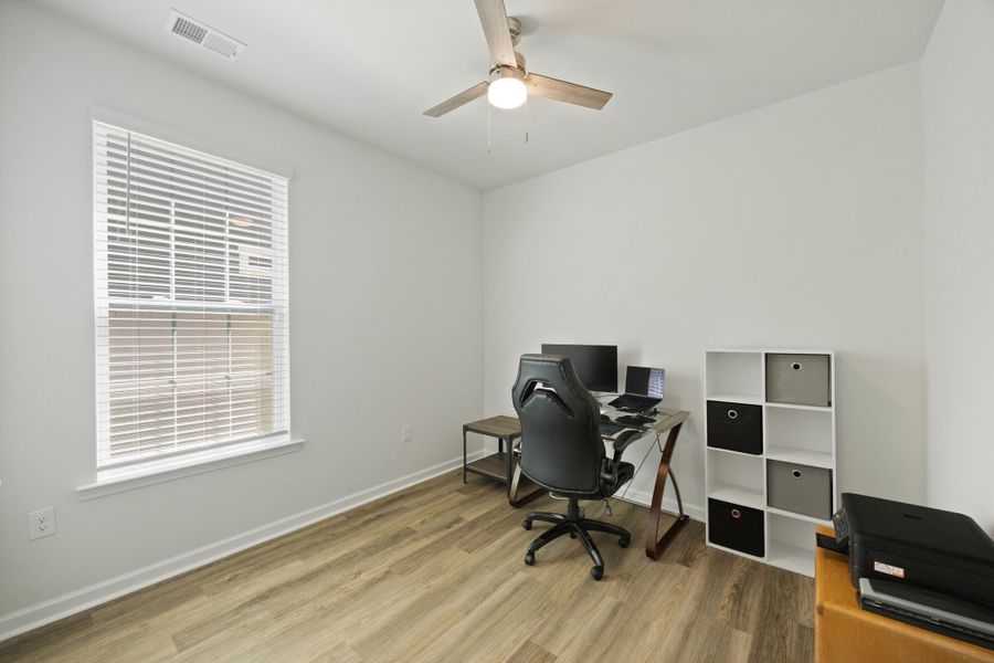 Furnished interior view inside a new home in , Beaufort (Image 4).