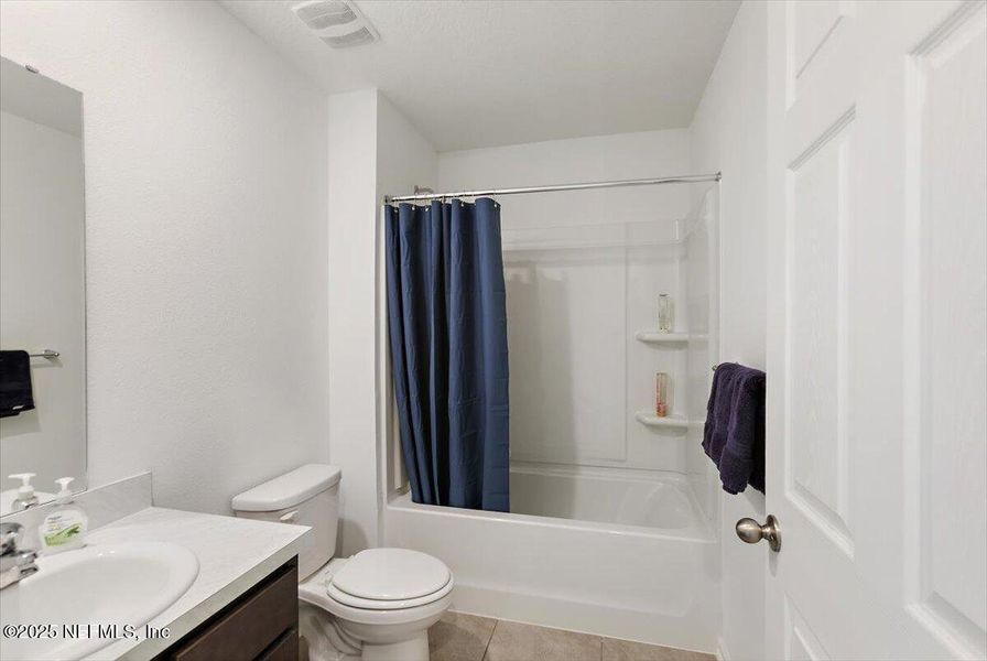 Furnished interior view inside a new home in , St. Augustine (Image 14).