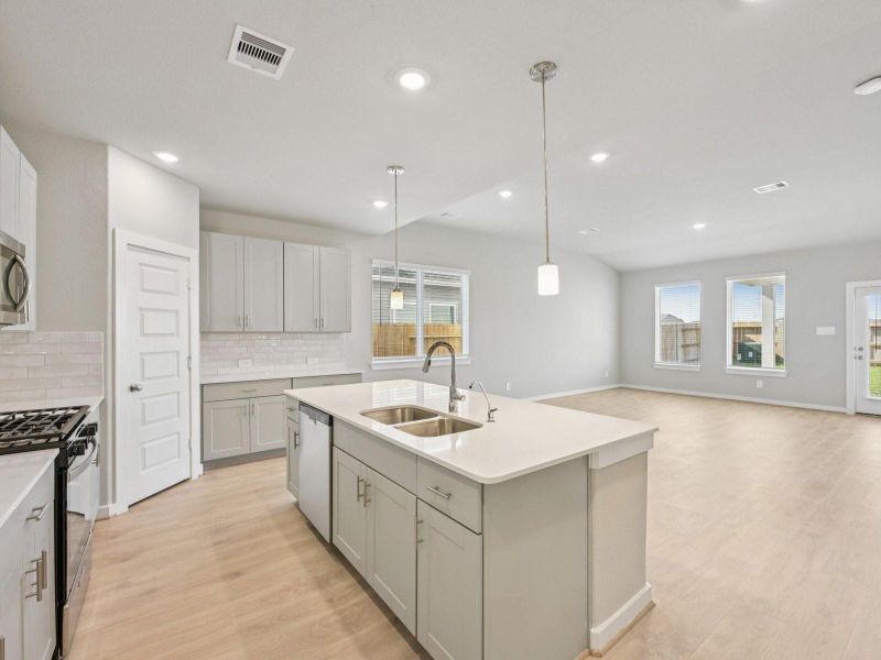 Photo is not of the actual home, but is an inspirational photo of builder’s model home and may depict options, furnishings, and/or decorator features that are not included Photo is not of the actual home, but is an inspirational photo of builder’s model home and may depict options, furnishings, and/or decorator features that are not included
