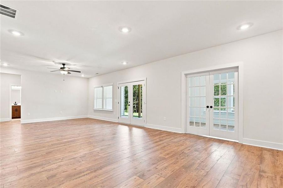 Spacious, unfurnished interior of a new home in , Ellijay (Image 37).