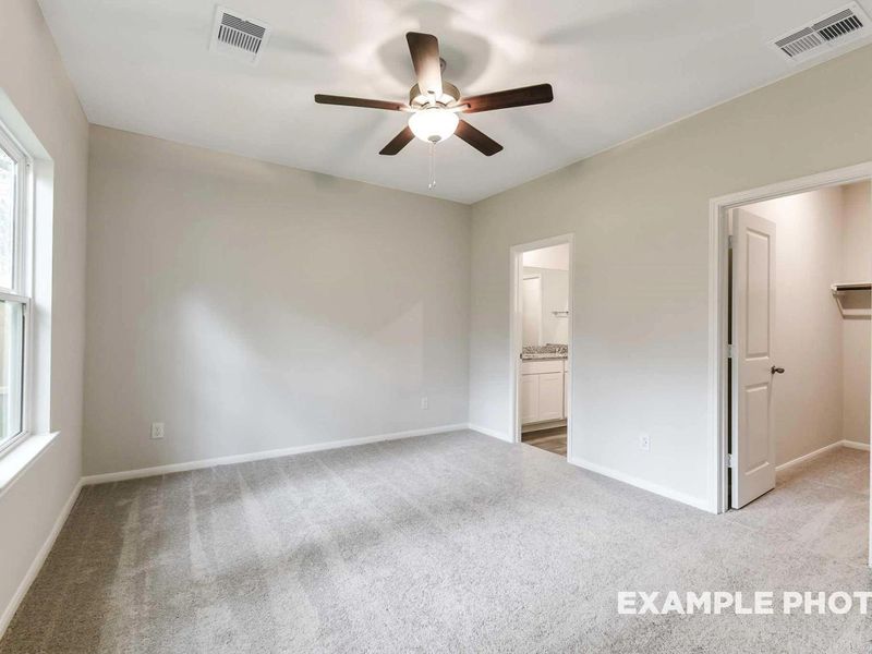 Spacious, unfurnished interior of a new home in Liberty Estates, Cleveland (Image 16).