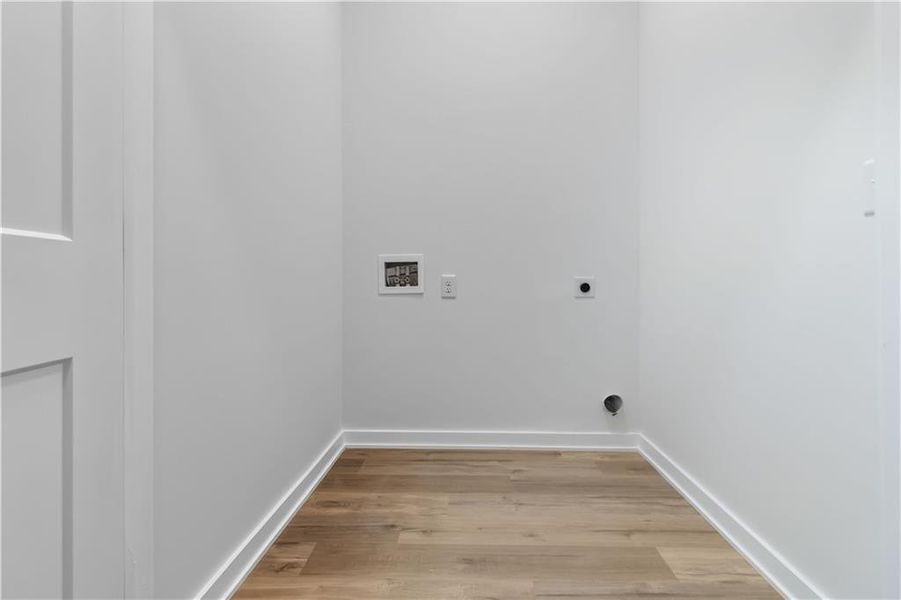 Spacious, unfurnished interior of a new home in , Atlanta (Image 43). Spacious, unfurnished interior of a new home in , Atlanta (Image 43).