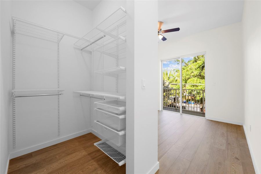 Furnished interior view inside a new home in , Fort Lauderdale (Image 12).