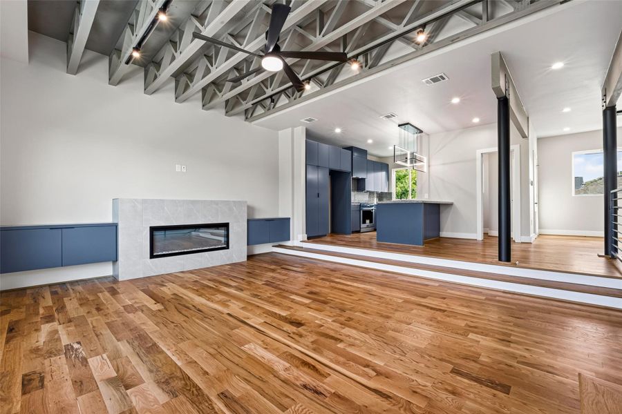 Spacious, unfurnished interior of a new home in , Houston (Image 29).