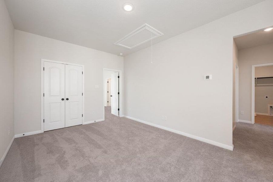 Spacious, unfurnished interior of a new home in Lariat, Liberty Hill (Image 29).