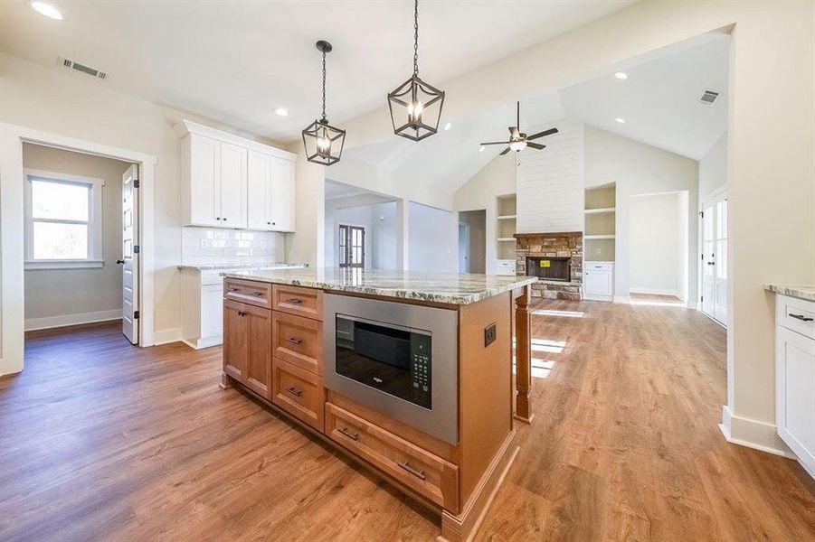 Furnished interior view inside a new home in , Rockmart (Image 13).