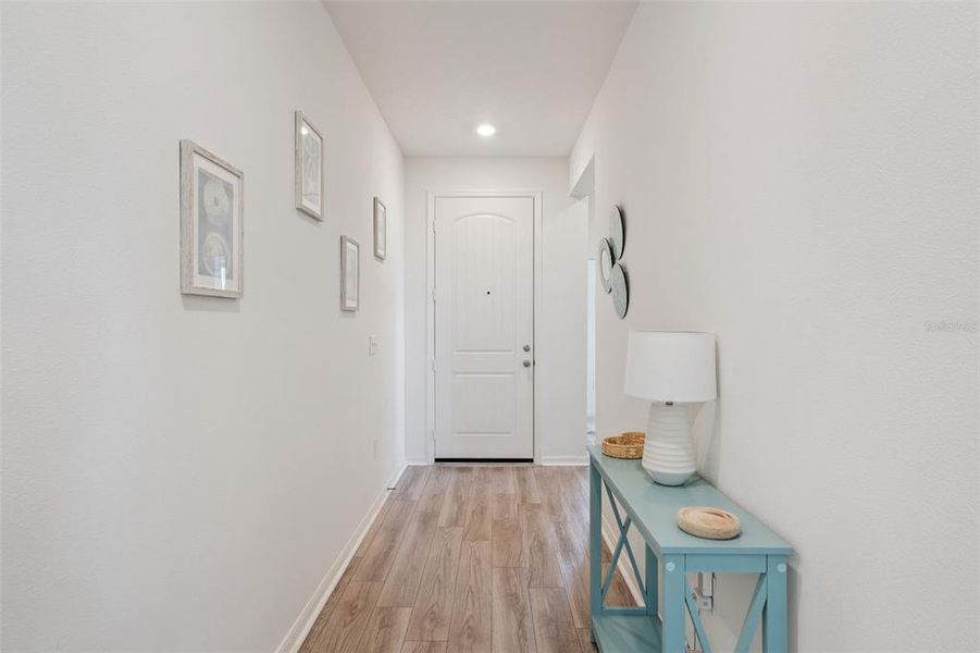 Furnished interior view inside a new home in , Mascotte (Image 6).