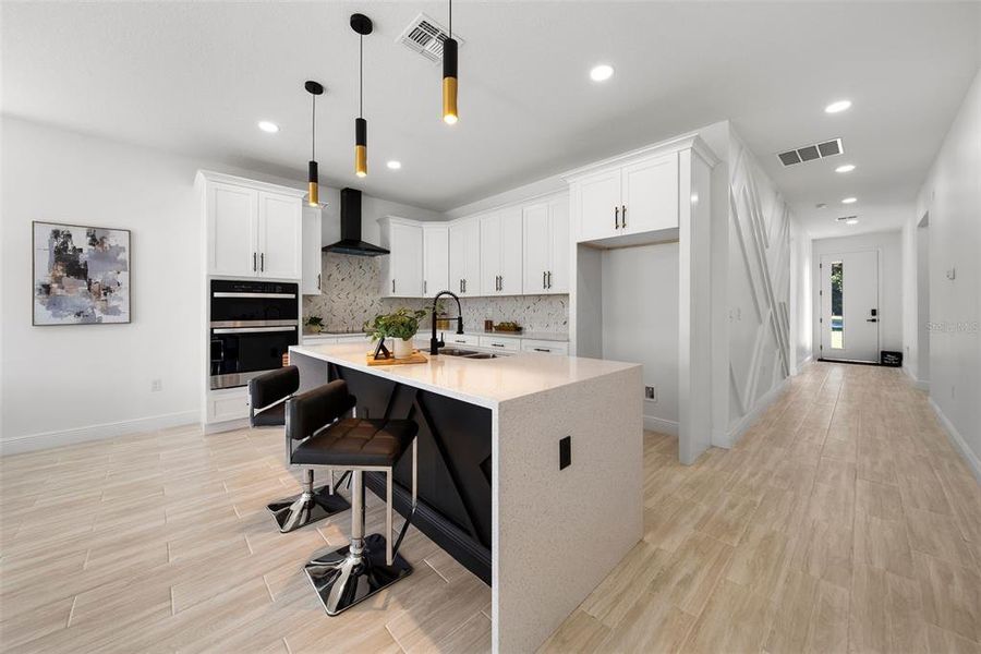 Furnished interior view inside a new home in , Orlando (Image 11).