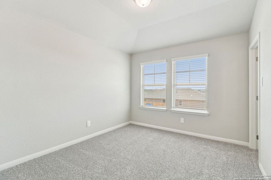 Spacious, unfurnished interior of a new home in Autry Pond, San Antonio (Image 33). Spacious, unfurnished interior of a new home in Autry Pond, San Antonio (Image 33).