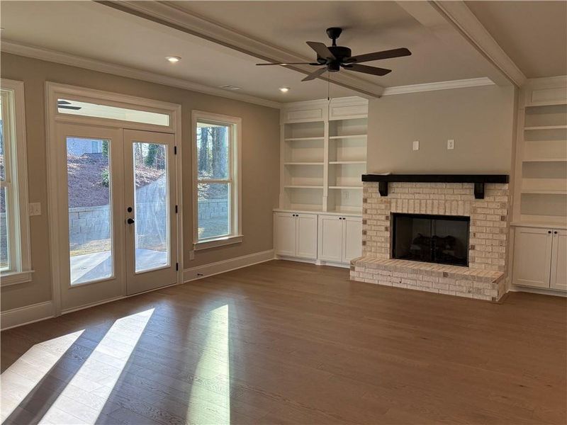 Spacious, unfurnished interior of a new home in Ford Landing, Acworth (Image 20).