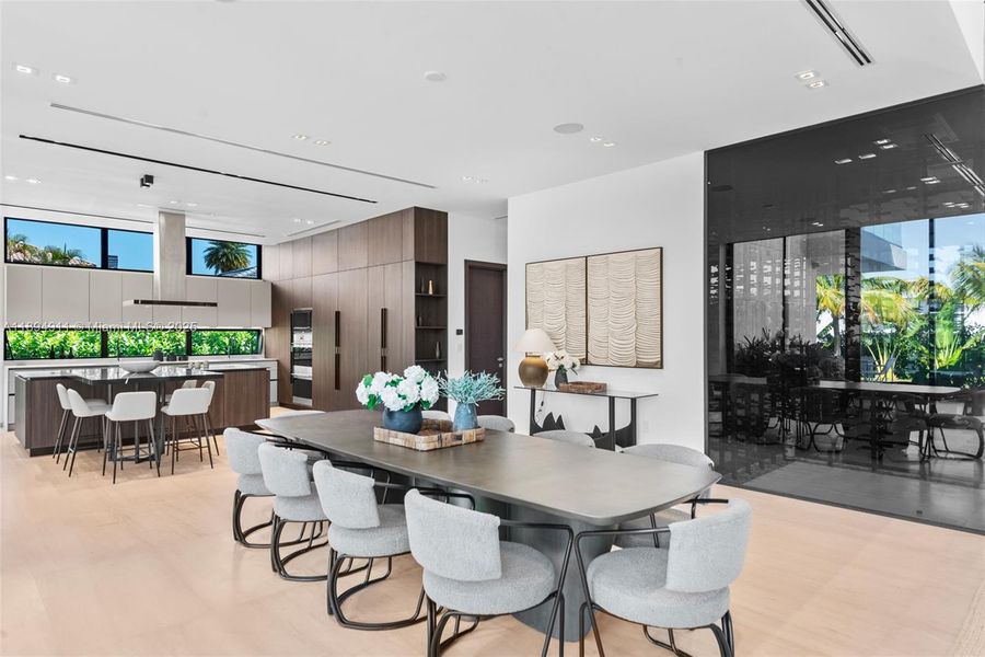 Community amenities in , Hallandale Beach (Image 43).