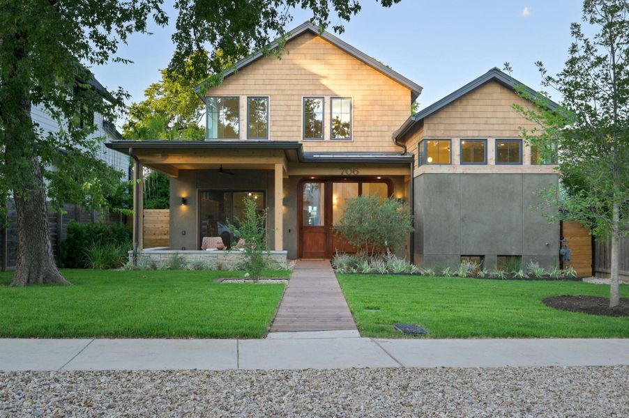 View of front of property View of front of property