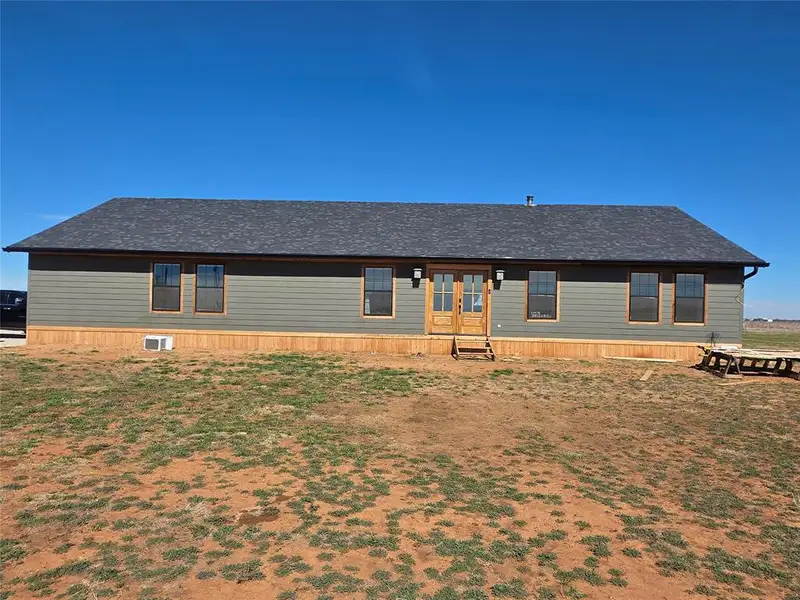 Exterior details and patio area of a home in , Olney (Image 22).