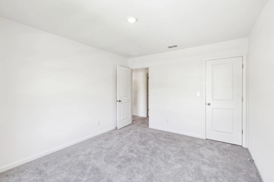 Representative unfurnished interior of a home built from the Galileo by Starlight Homes in The Summit at Carters Station, Columbia (Image 27).