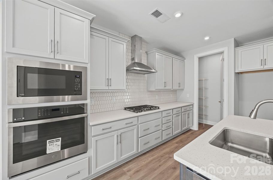 Furnished interior view inside a new home in Handsmill on Lake Wylie, York (Image 14).