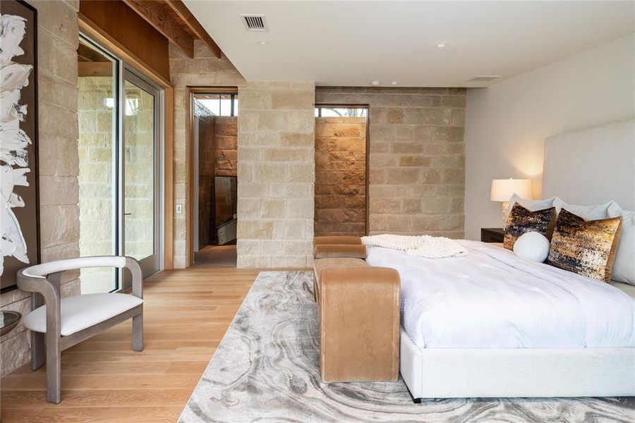 Furnished interior view inside a new home in , Malakoff (Image 16).