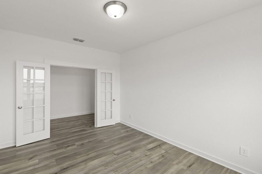 Representative unfurnished interior of a home built from the Katy Lakes Olive 2192 by Brohn Homes in Katy Lakes, Katy (Image 12).